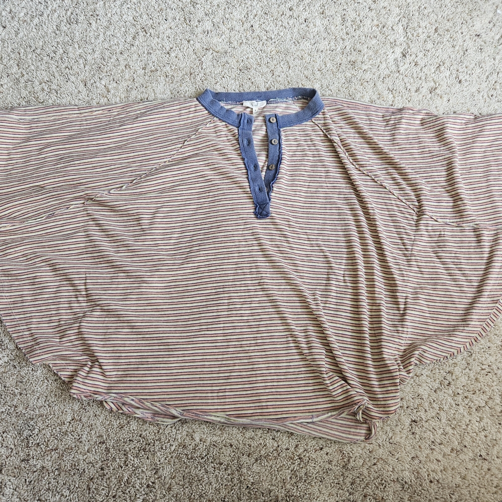 easel Striped Short-Sleeve Henley in Cream and Blue